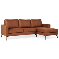 Hoekbank Jackson microleder cognac hoekbank met comfortabele kussens in moderne woonkamer
